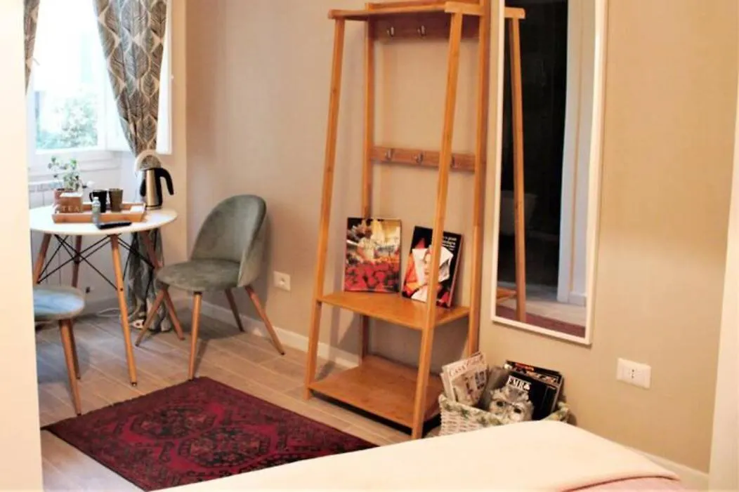 Iola Rooms - Q9416 Cagliari Italie