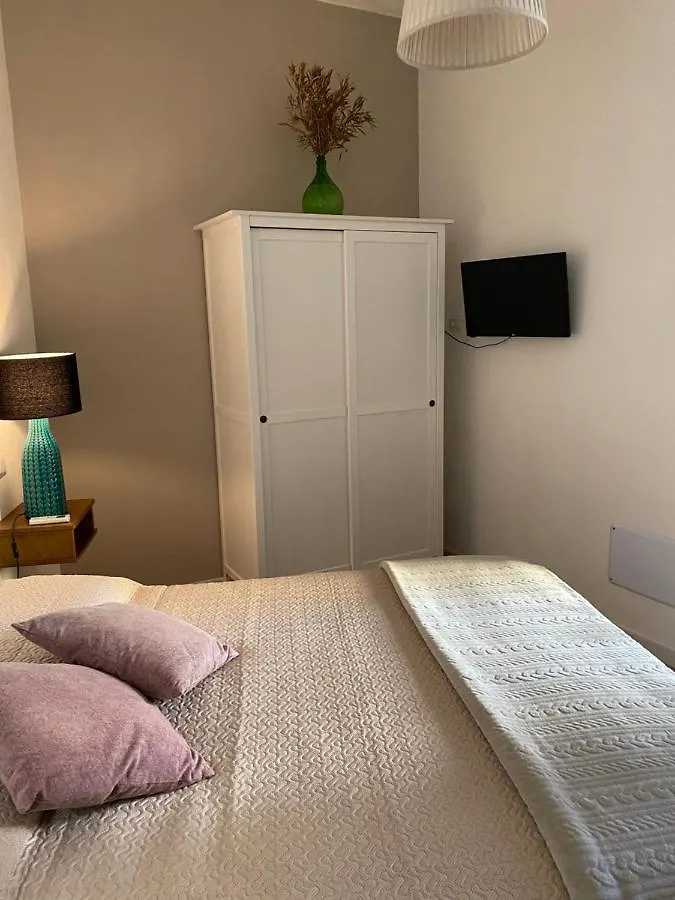 Iola Rooms - Q9416 Cagliari Maison d'hôtes